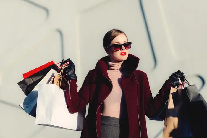 Verleih deinem Look das gewisse Etwas mit einzigartigen Designertaschen von Lovely Fashion