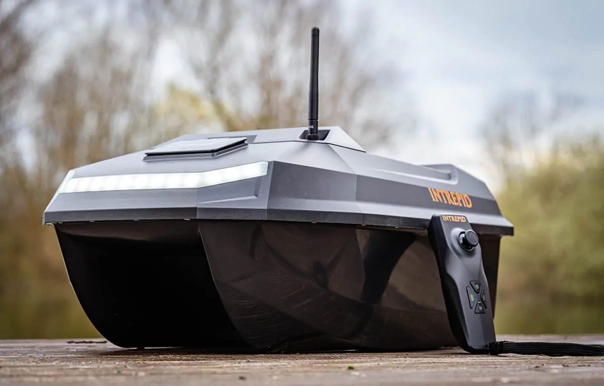 Boatmanboat: Ihre Anlaufstelle für Futterboote und umfassenden Service in Deutschland