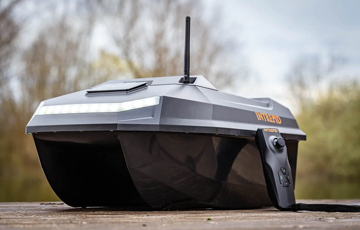 Boatmanboat: Ihre Anlaufstelle für Futterboote und umfassenden Service in Deutschland